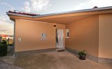 Spacious villa in Kastela
