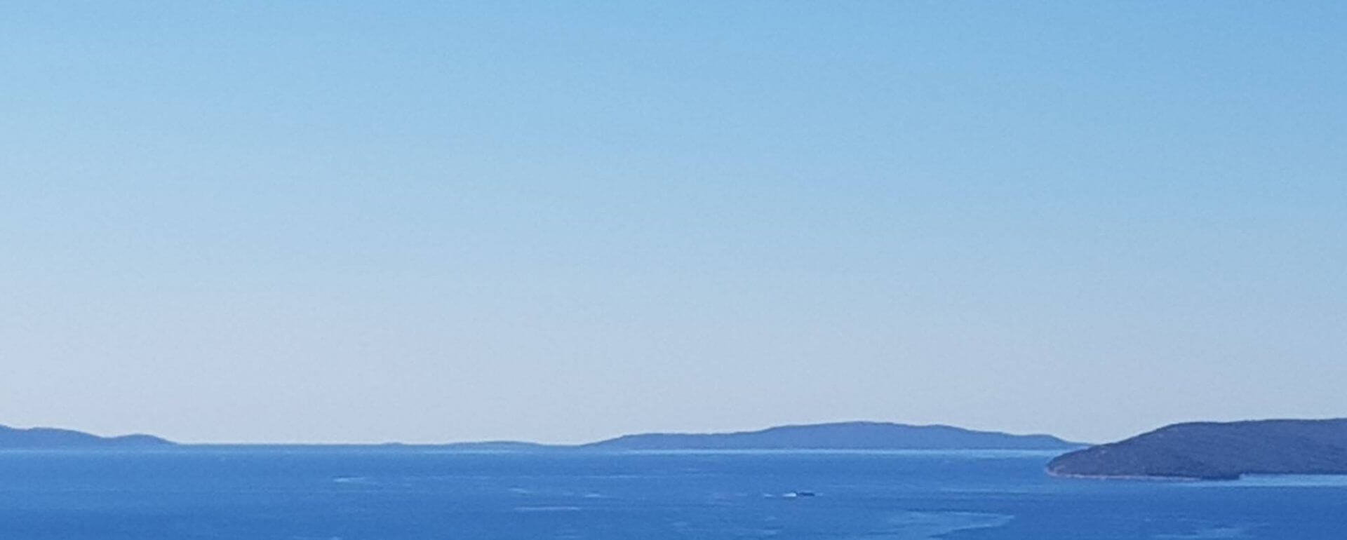 Vacation family apartment in Podstrana