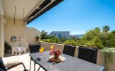 Charming family apartment in Podstrana